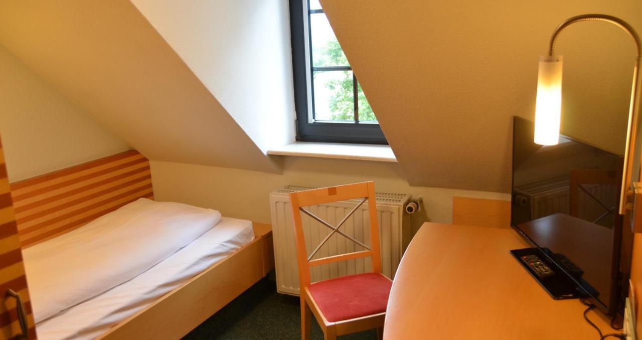 Hotel Bergwirt Herrieden Extérieur photo