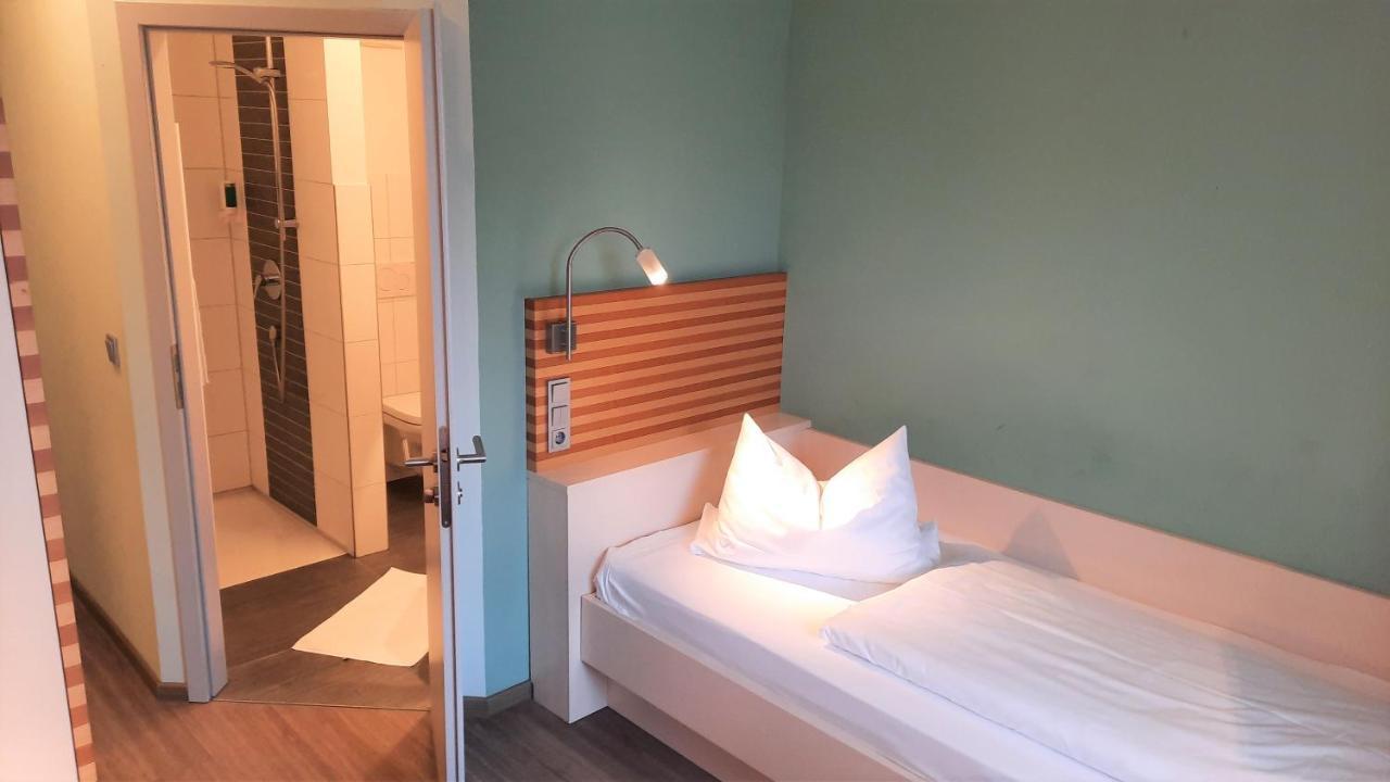 Hotel Bergwirt Herrieden Extérieur photo