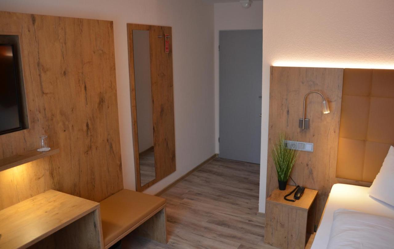 Hotel Bergwirt Herrieden Extérieur photo