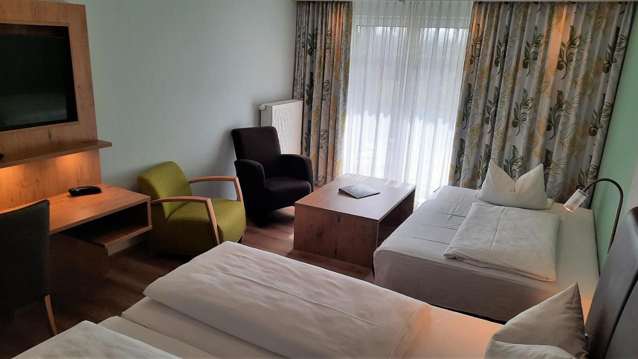 Hotel Bergwirt Herrieden Extérieur photo
