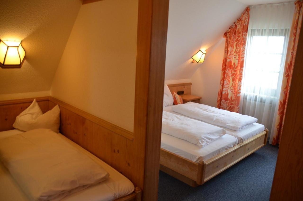 Hotel Bergwirt Herrieden Extérieur photo
